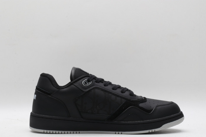 D10R B27 Sneaker