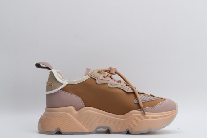 D.G. Sneaker