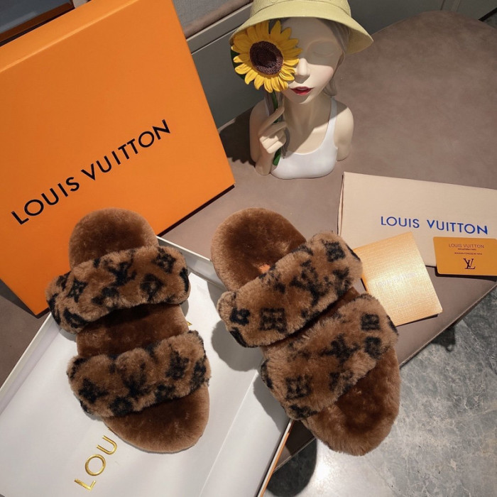 Lou1su1tt slides