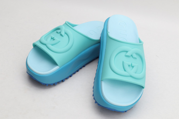 Gu66 SLIPPERS