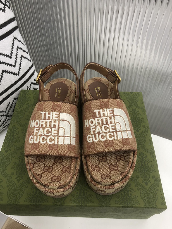 Gu66 SLIPPERS