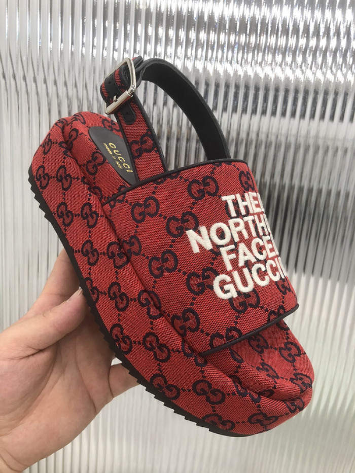 Gu66 SLIPPERS