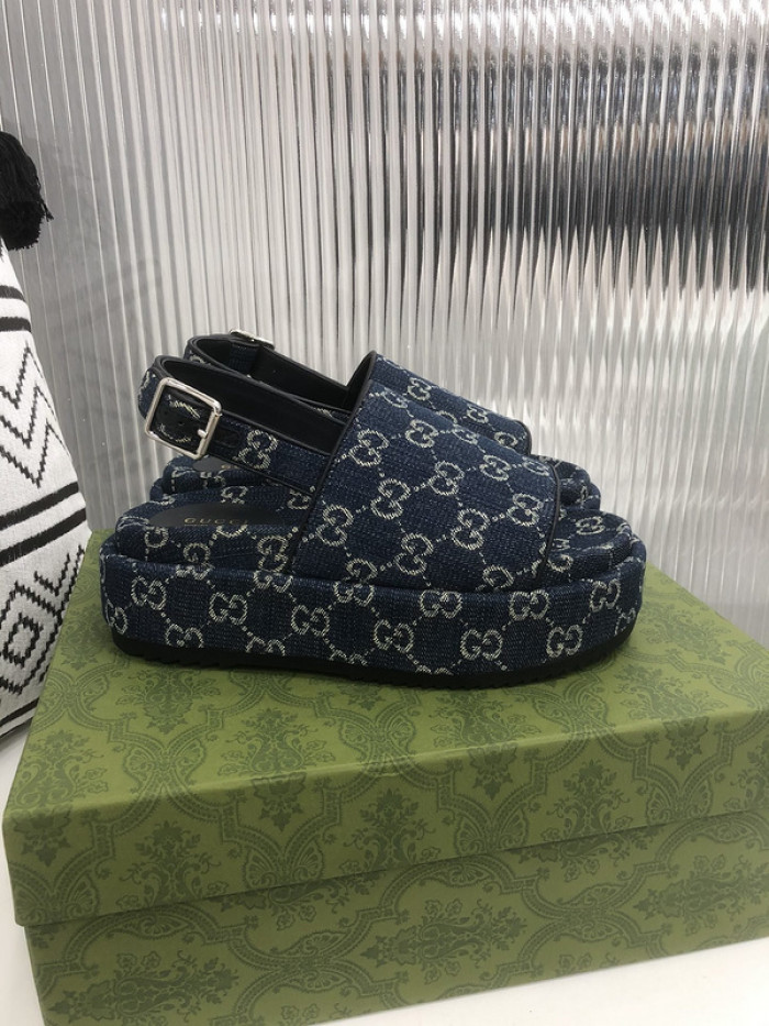 Gu66 SLIPPERS