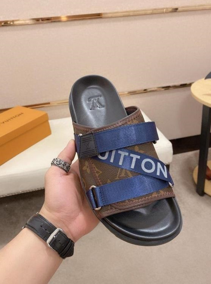 Lou1su1tt slides