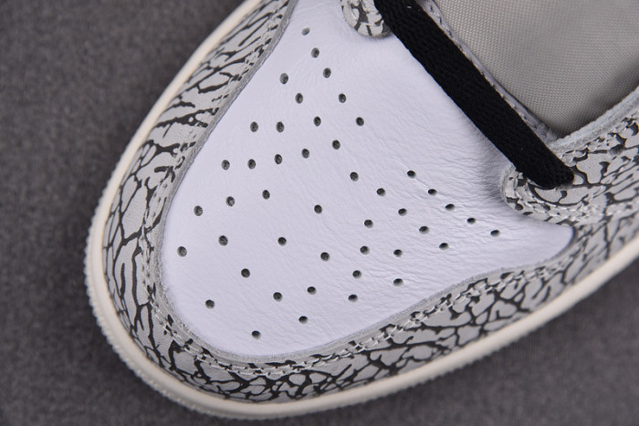 Air Jordan 1 Retro High OG "White Cement" DZ5485-052