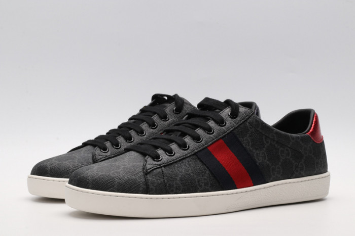 Gu66 Ace Embroidered Low-Top Sneaker