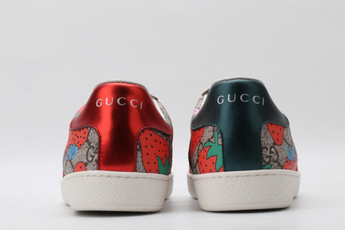 Gu66 Ace Embroidered Low-Top Sneaker