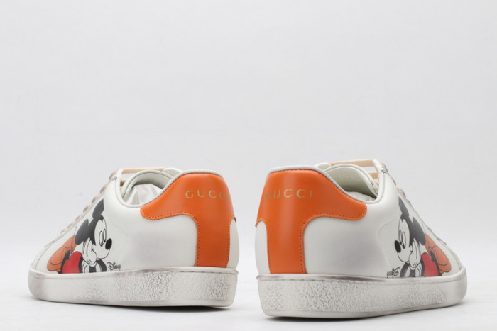 Gu66 Ace Embroidered Low-Top Sneaker