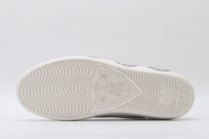 Gu66 Ace Embroidered Low-Top Sneaker