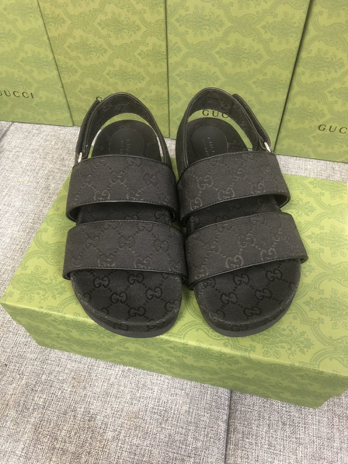 Gu66 SLIPPERS