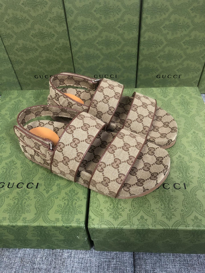 Gu66 SLIPPERS