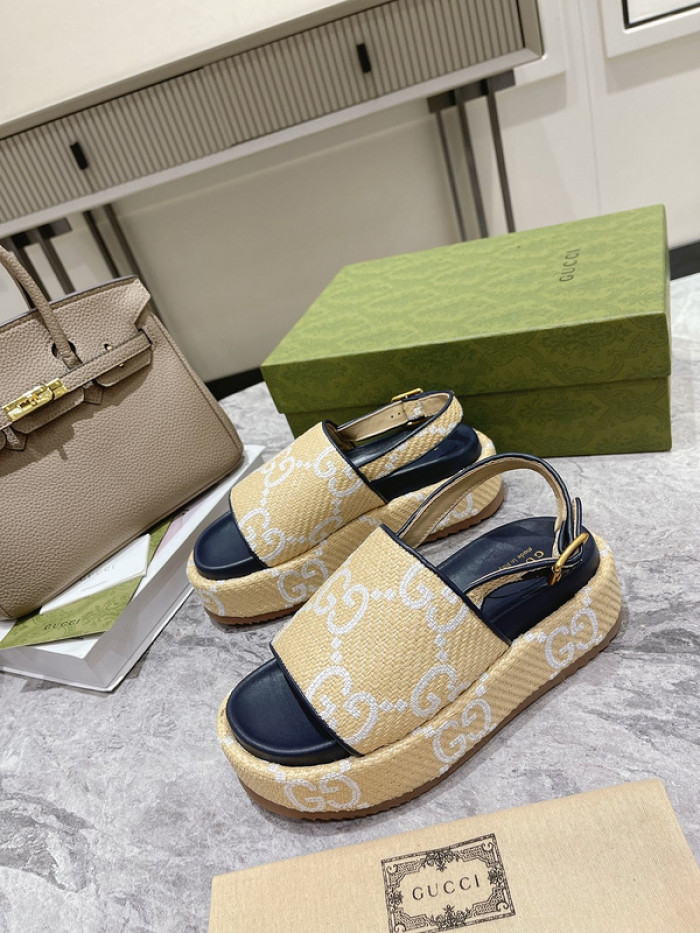 Gu66 SLIPPERS
