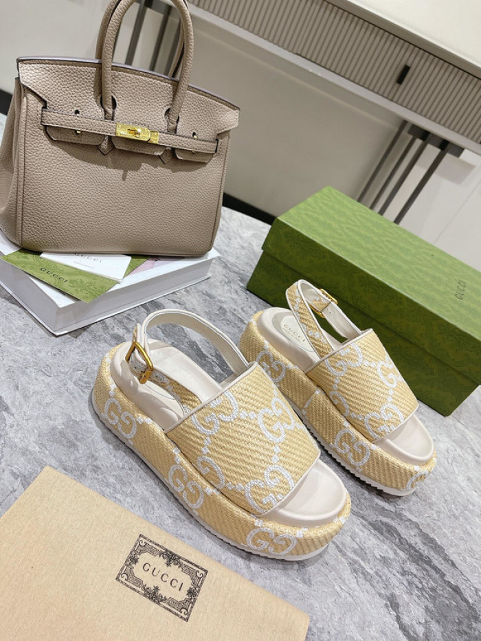 Gu66 SLIPPERS