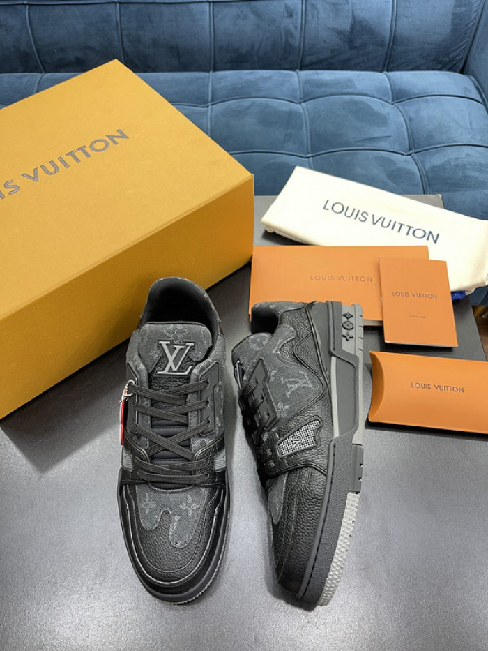 D00G7 Lou1su1tt SNEAKER LOW