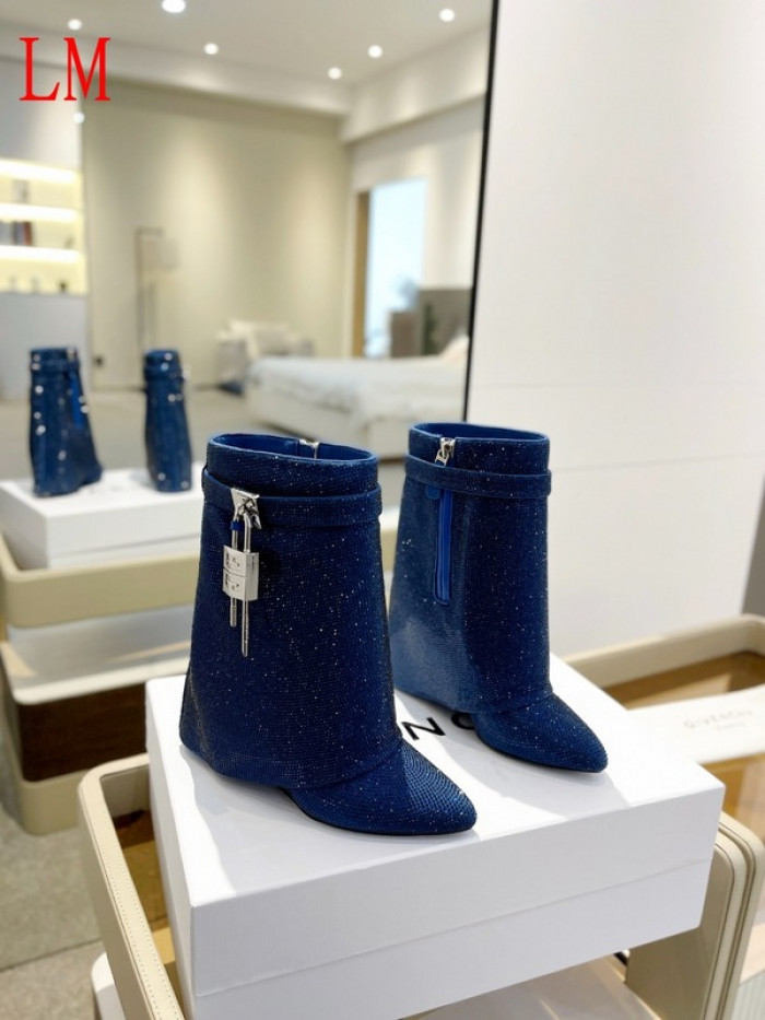G1VENCHY BOOTS