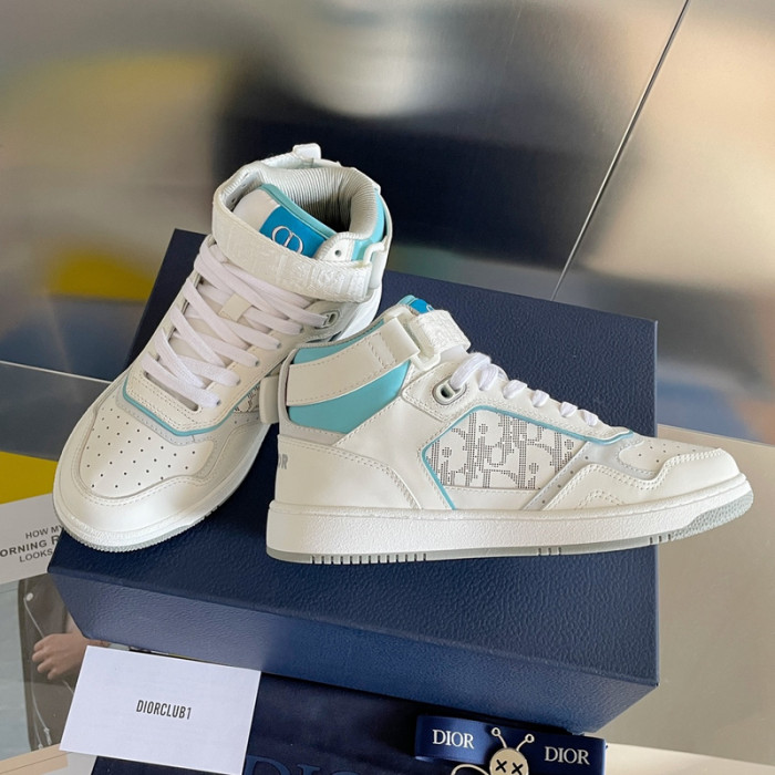 D10R B27 Sneaker