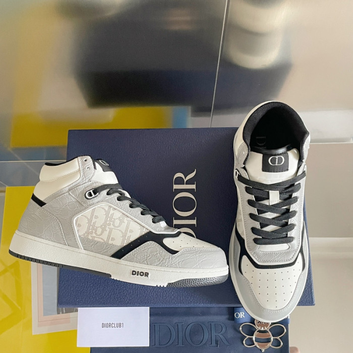 D10R B27 Sneaker