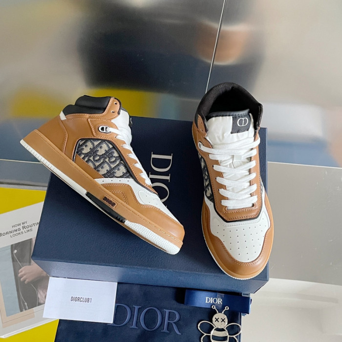 D10R B27 Sneaker