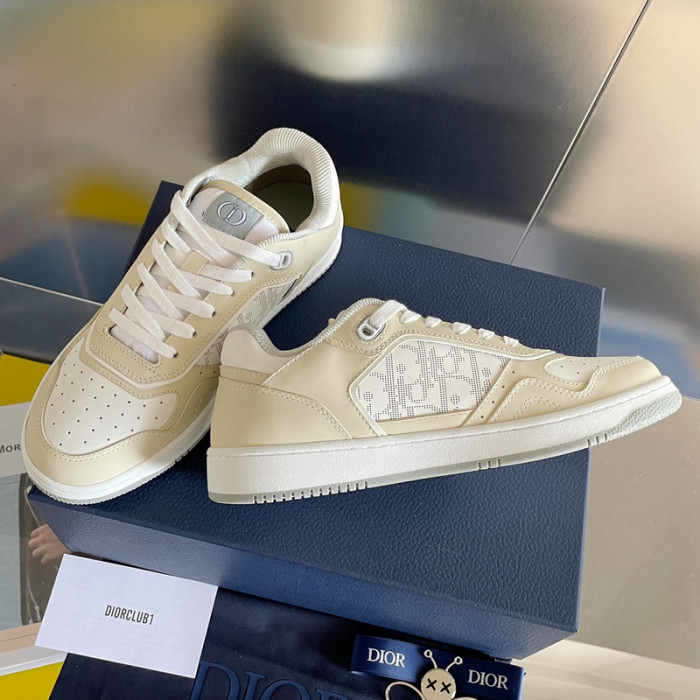 D10R B27 Sneaker