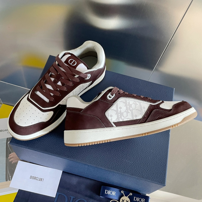 D10R B27 Sneaker