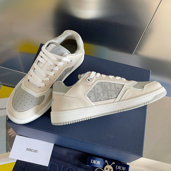 D10R B27 Sneaker