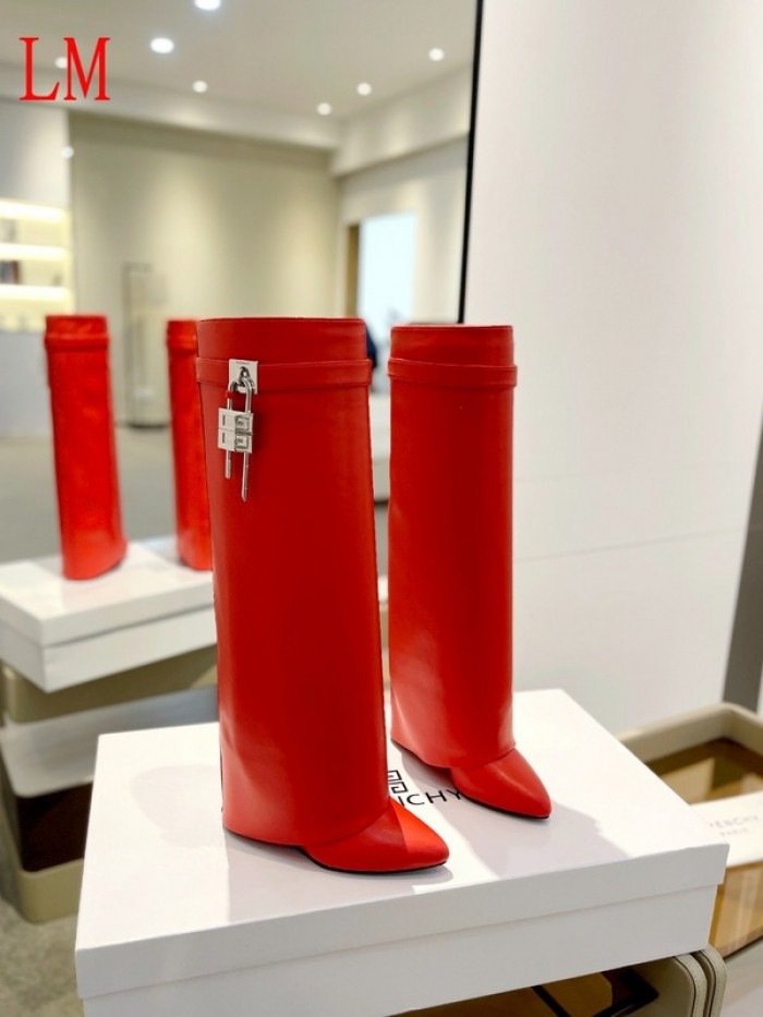 G1VENCHY BOOTS