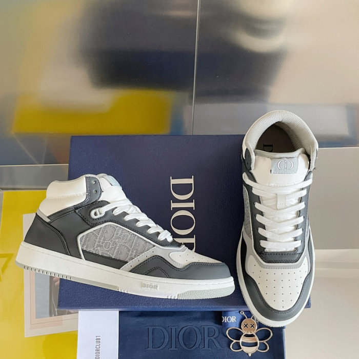 D10R B27 Sneaker