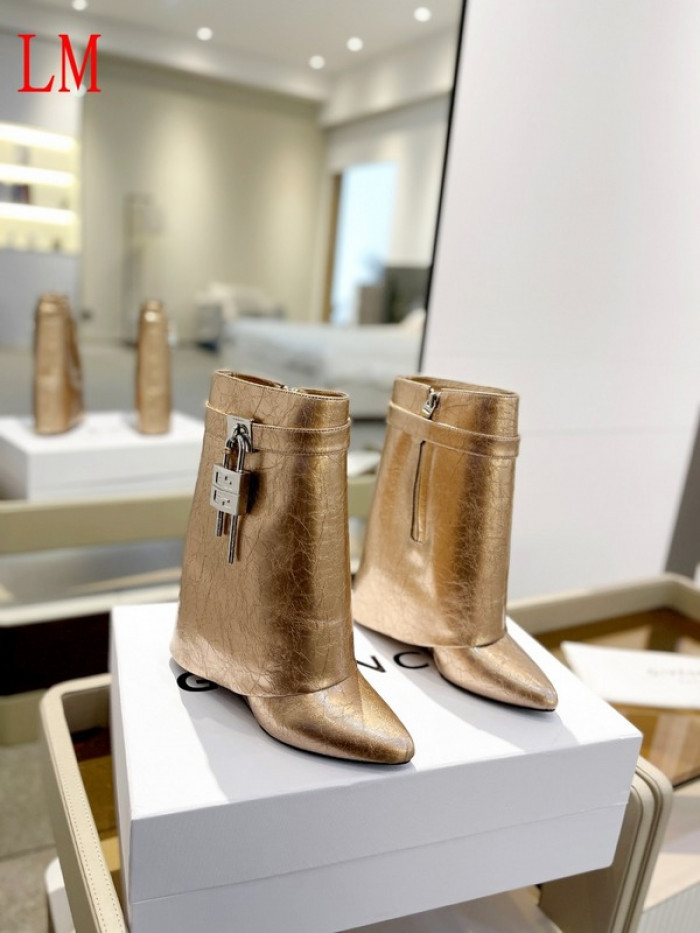 G1VENCHY BOOTS