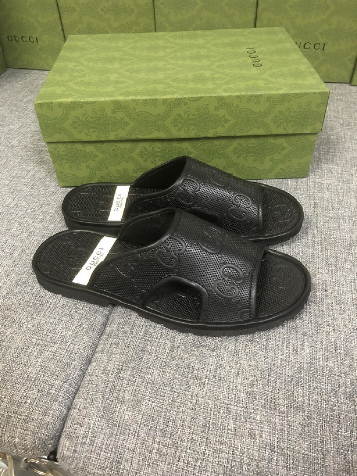 Gu66 SLIPPERS