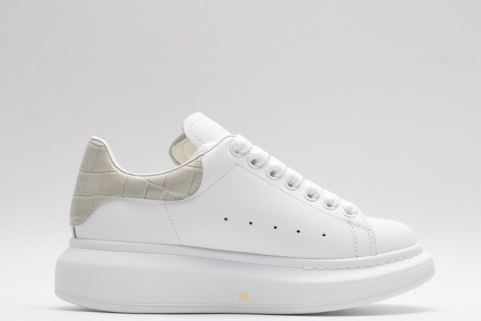 MQ Sneakers