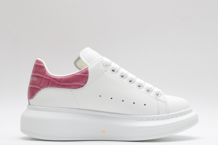 MQ Sneakers