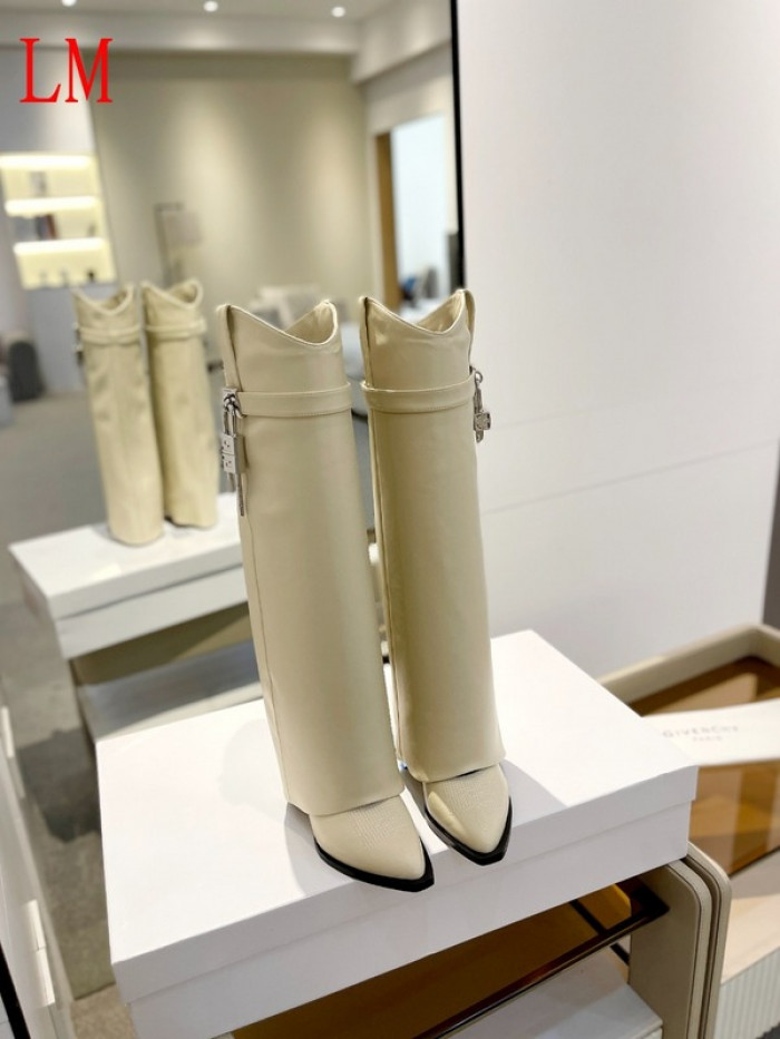 G1VENCHY BOOTS