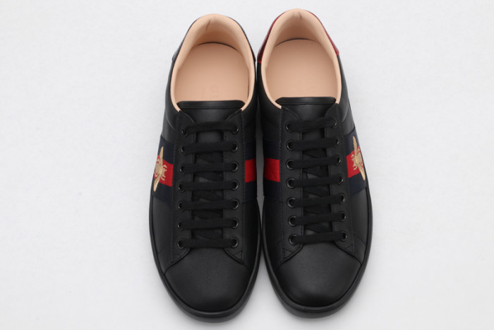Gu66 Ace Embroidered Low-Top Sneaker