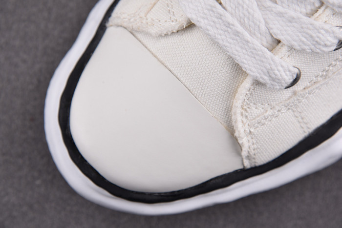 MAISON MIHARA YASUHIRO SNEAKER
