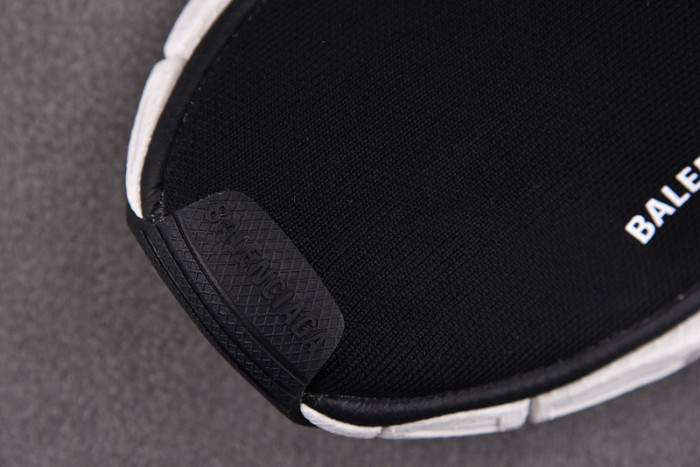 BLCG Speed Sneaker 758481 W2DG1 1090