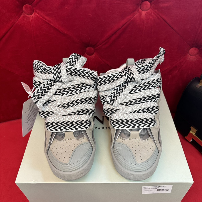 LANEVN Sneakers
