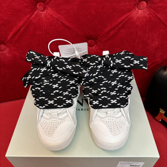 LANEVN Sneakers