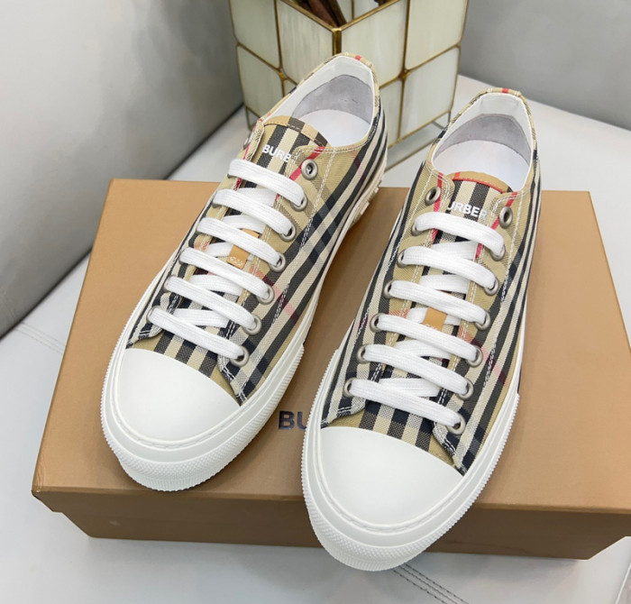 BUR SNEAKER