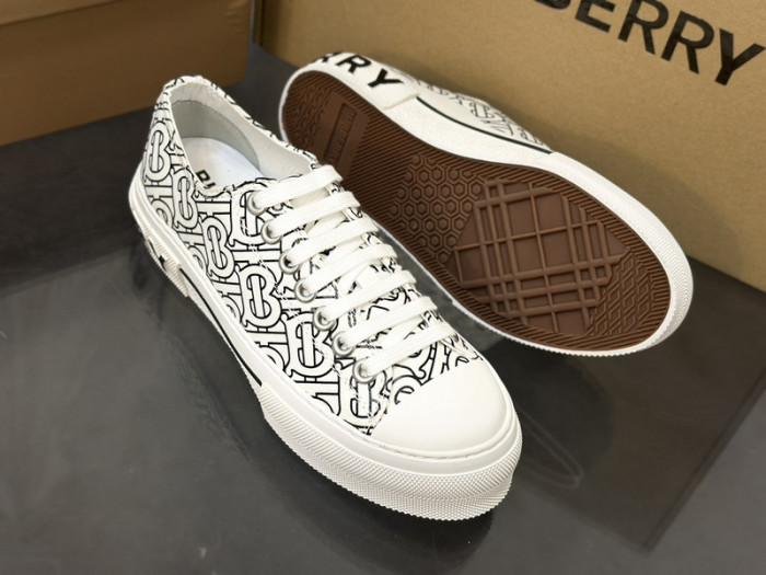 BUR SNEAKER