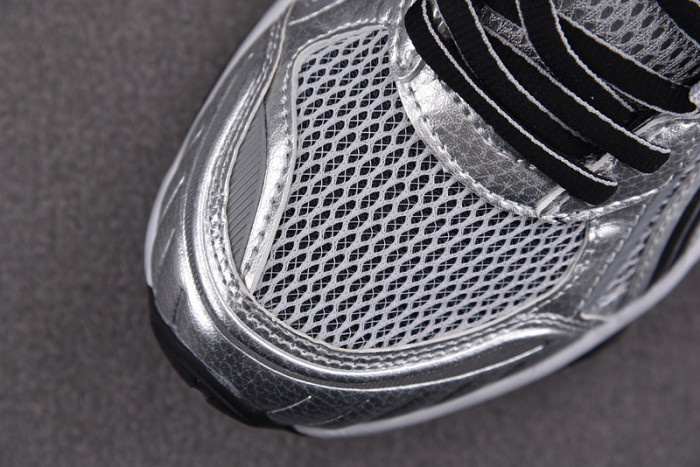 As*ic*s gel-quantum kinetic mid grey pure silver 1203a270-022