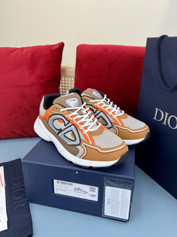 D10R B30 SNEAKER