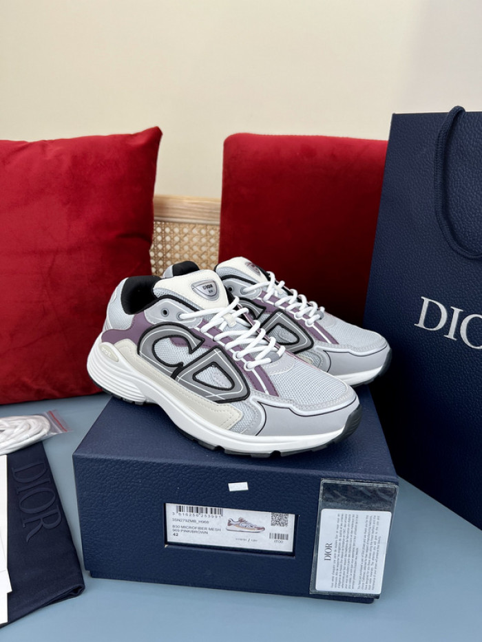D10R B30 SNEAKER