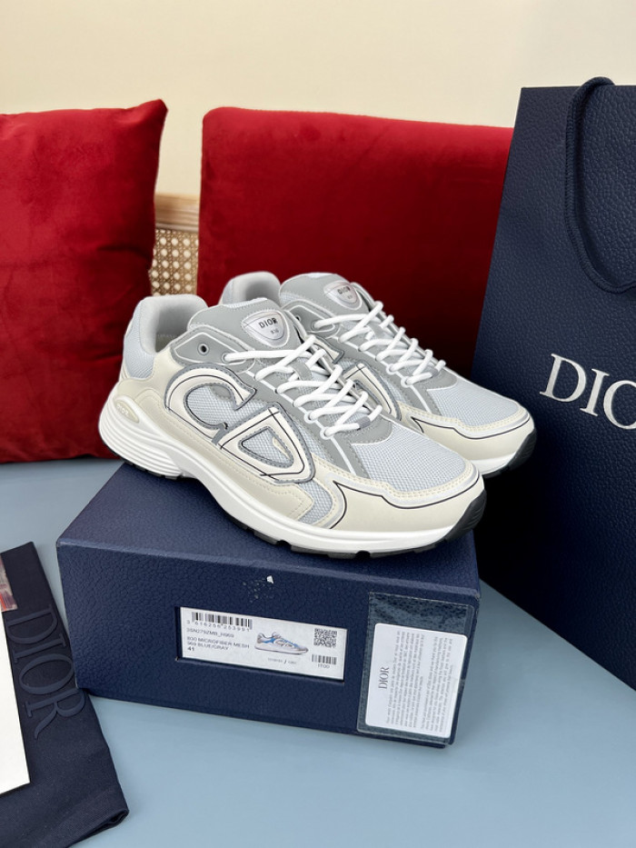 D10R B30 SNEAKER
