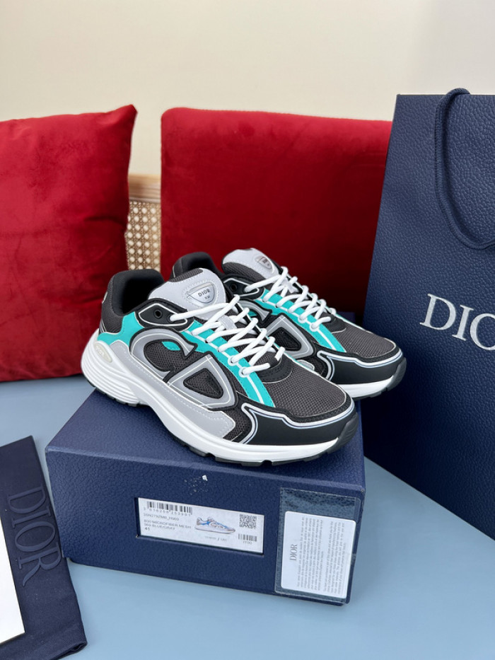 D10R B30 SNEAKER