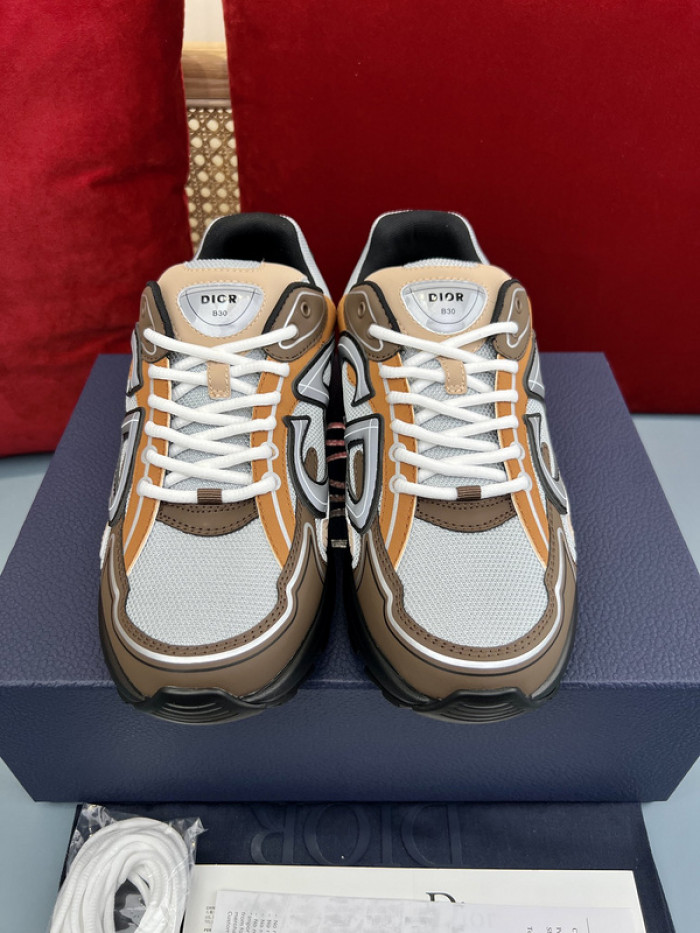 D10R B30 SNEAKER