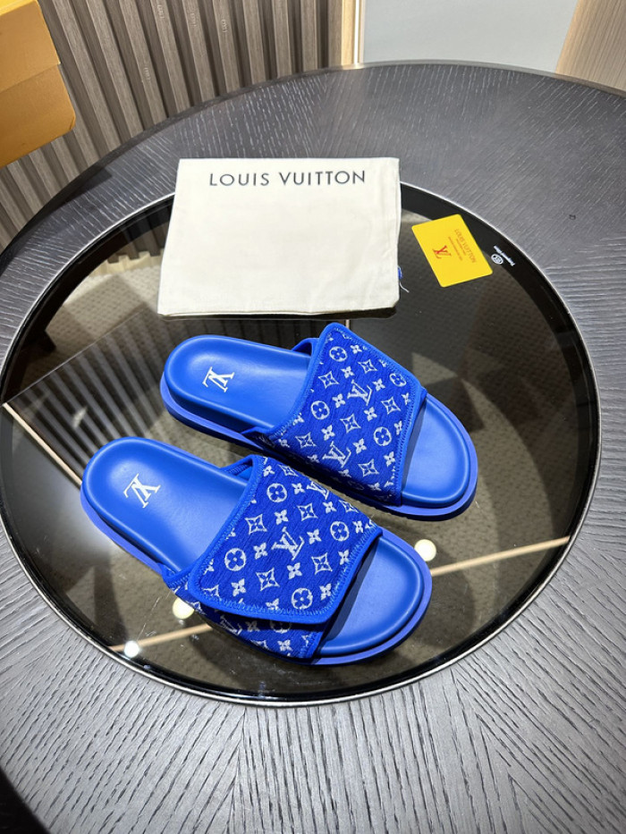 Lou1su1tt slides