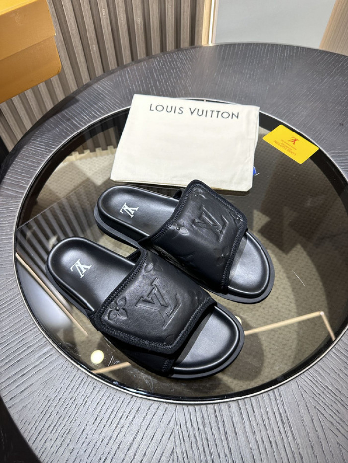Lou1su1tt slides