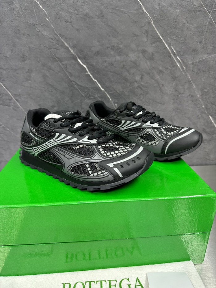 bo*te*ga Ve*ne*ta orbit silver black
