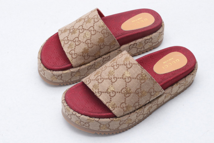 Gu66 SLIPPERS