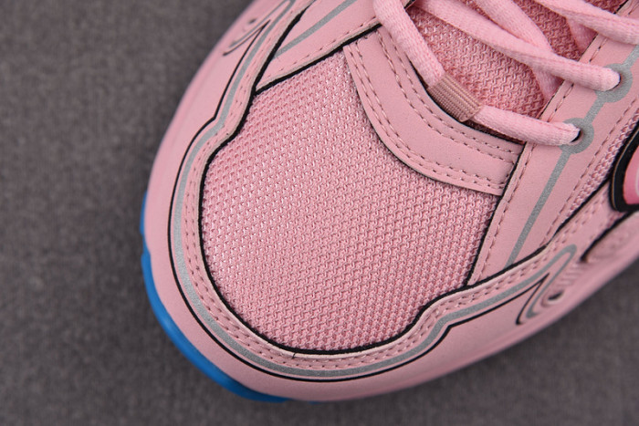 D10R B30 SNEAKER